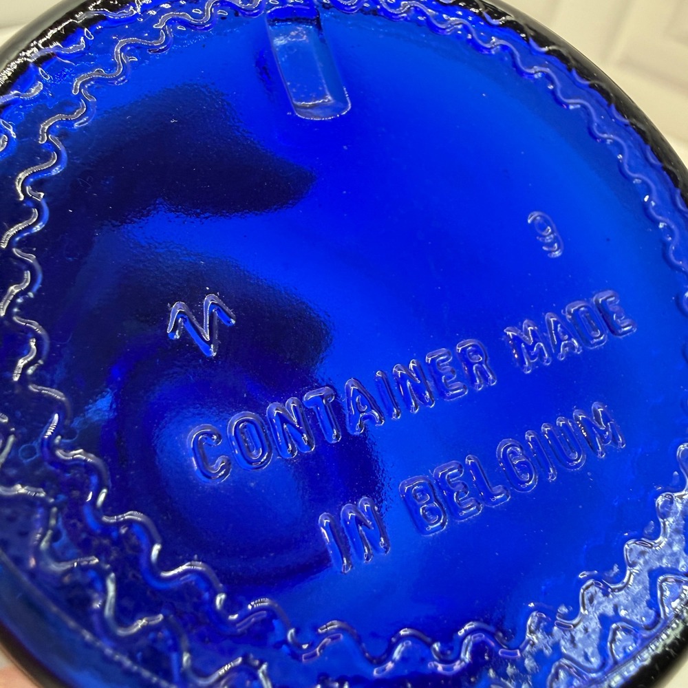 Vintage Cobalt Blue Glass Apothecary Jar with Bubble Lid Made in Belgium 5.5 in - Picture 3 of 6